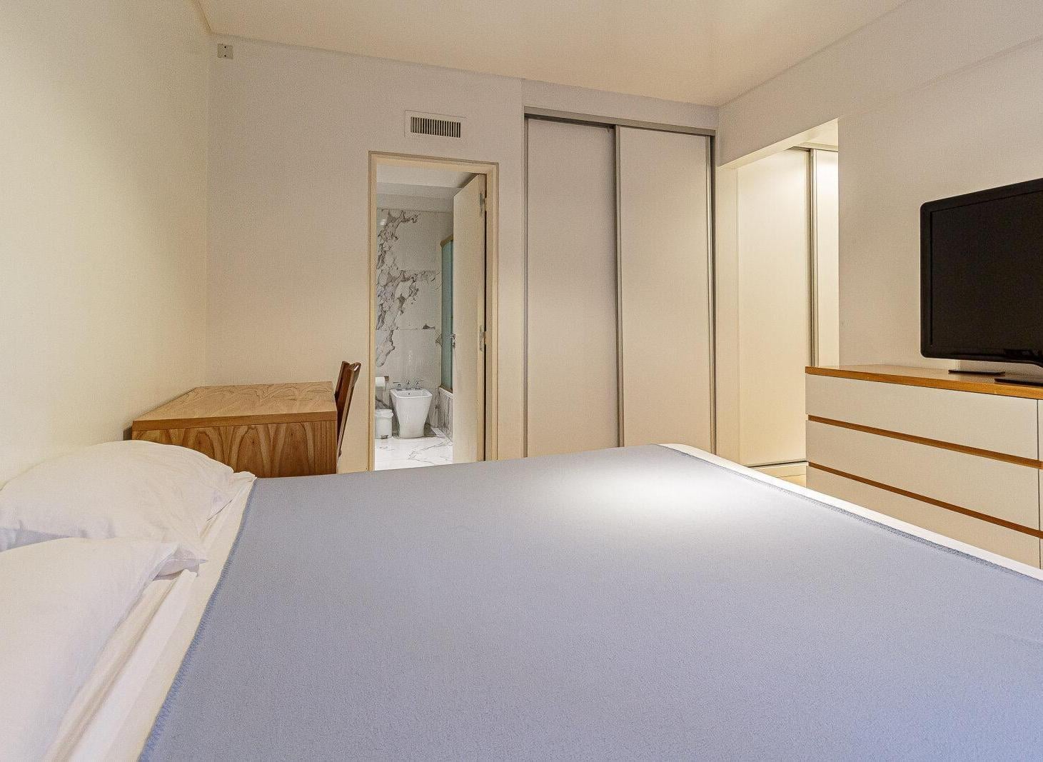 Foto de Departamento 4 amb. con patio y cochera en Venta - Recoleta, imagen 5