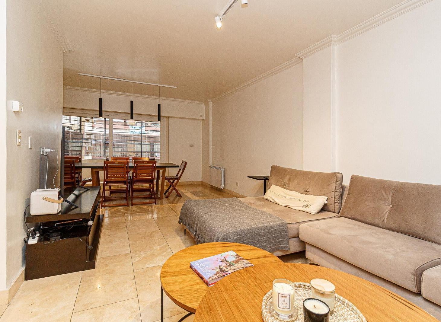 Foto de Departamento 4 amb. con patio y cochera en Venta - Recoleta, imagen 4