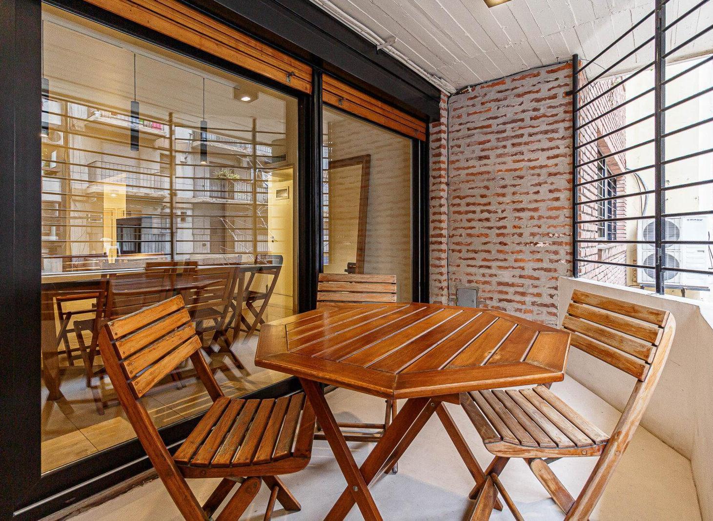 Foto de Departamento 4 amb. con patio y cochera en Venta - Recoleta, imagen 2