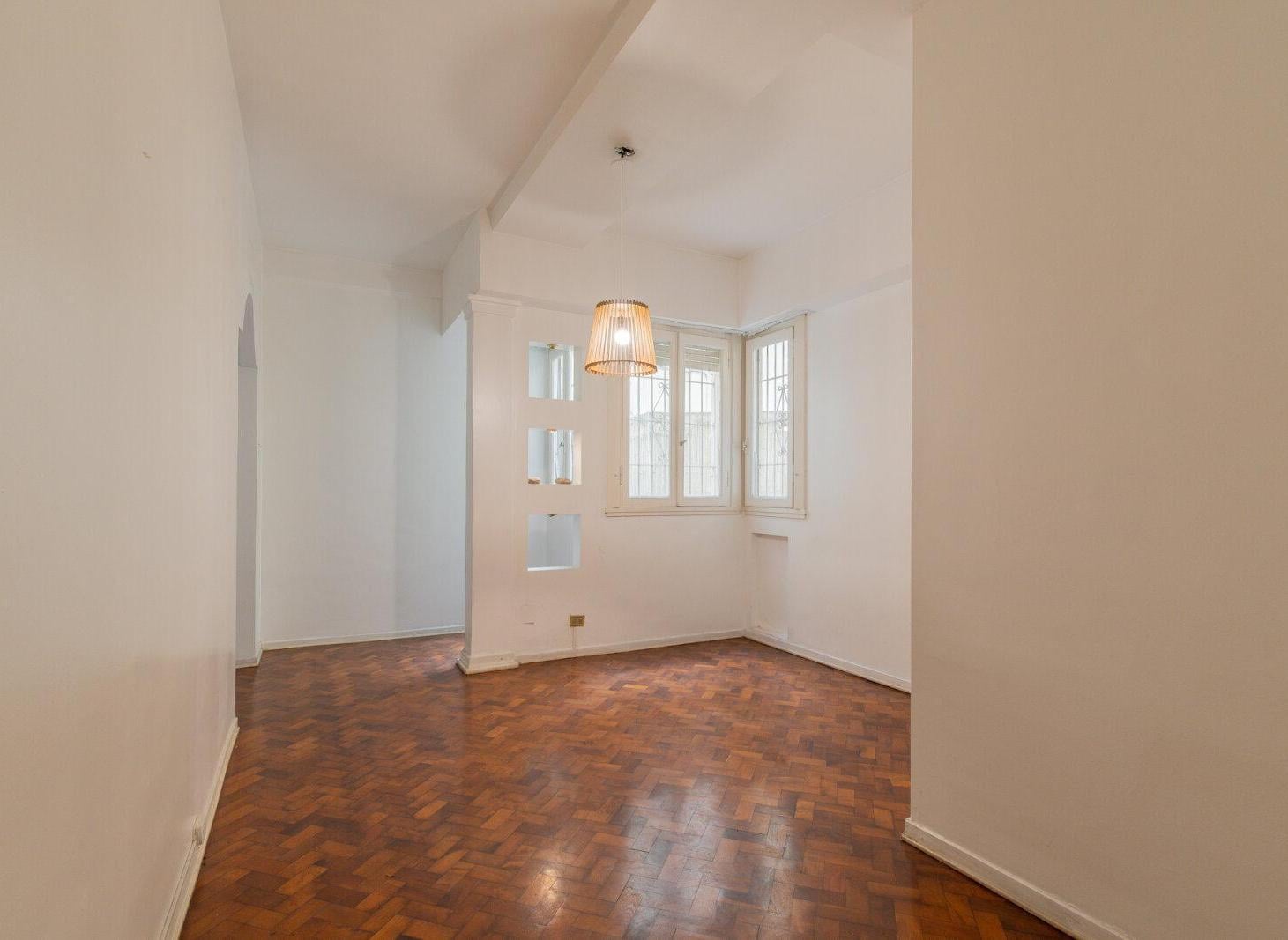Foto de VENTA DEPARTAMENTO 3 AMBIENTES + PATIO. PALERMO CHICO, imagen 4