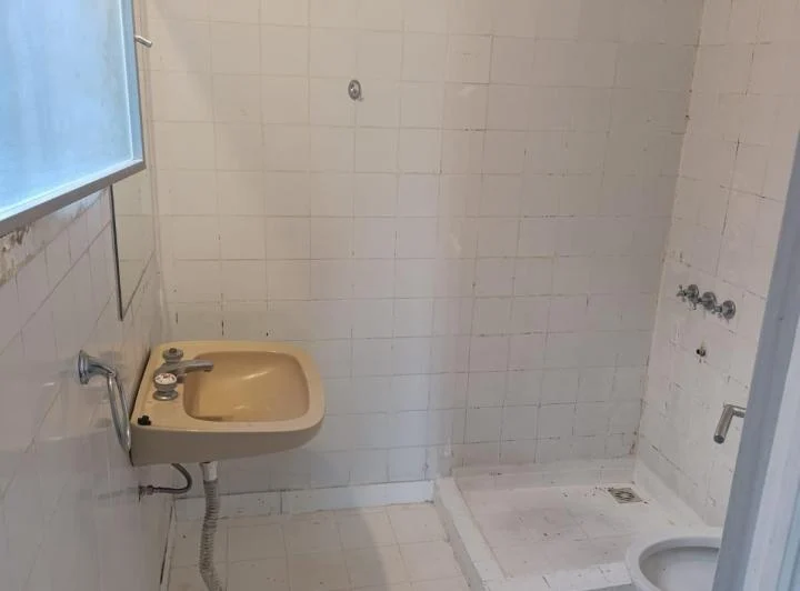Hermoso Dpto. Con 2 Dormitorio. Living - Cocina-comedor. V. Lynch SM 5