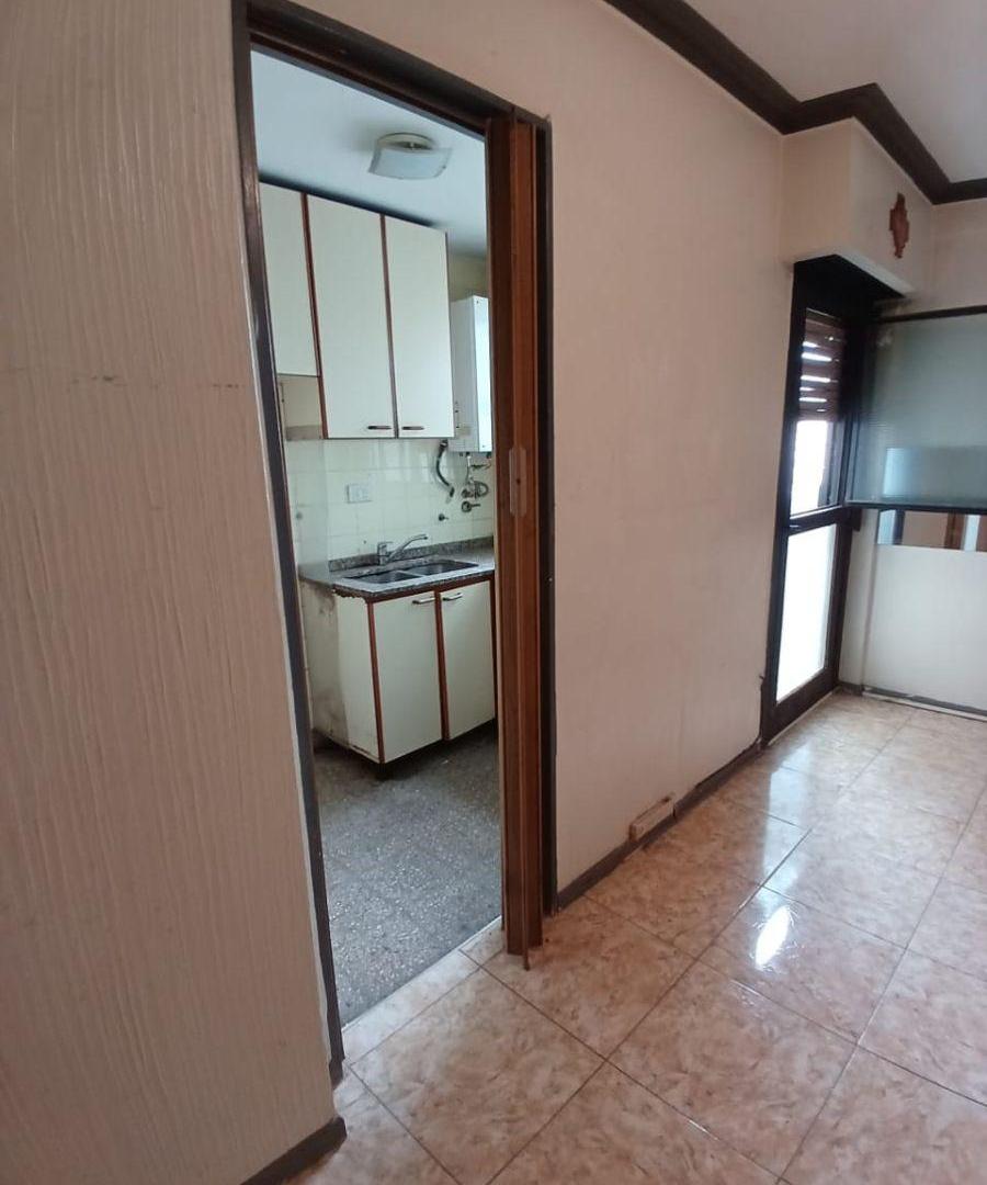 Foto de Luminoso 2 ambientes en venta, imagen 2