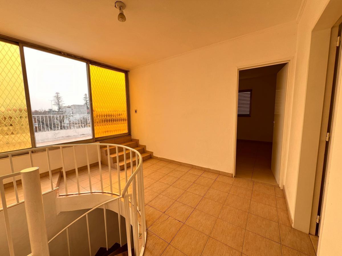 Foto de INMEJORABLE DEPARTAMENTO en Esquina de Reconquista, imagen 4