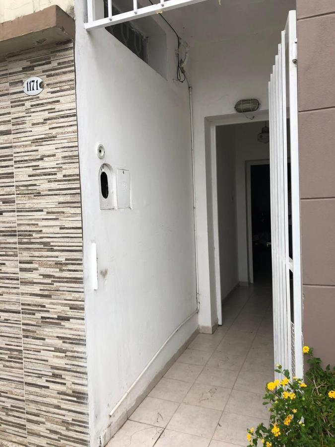Venta Casa con Salon Centro Reconquista 1