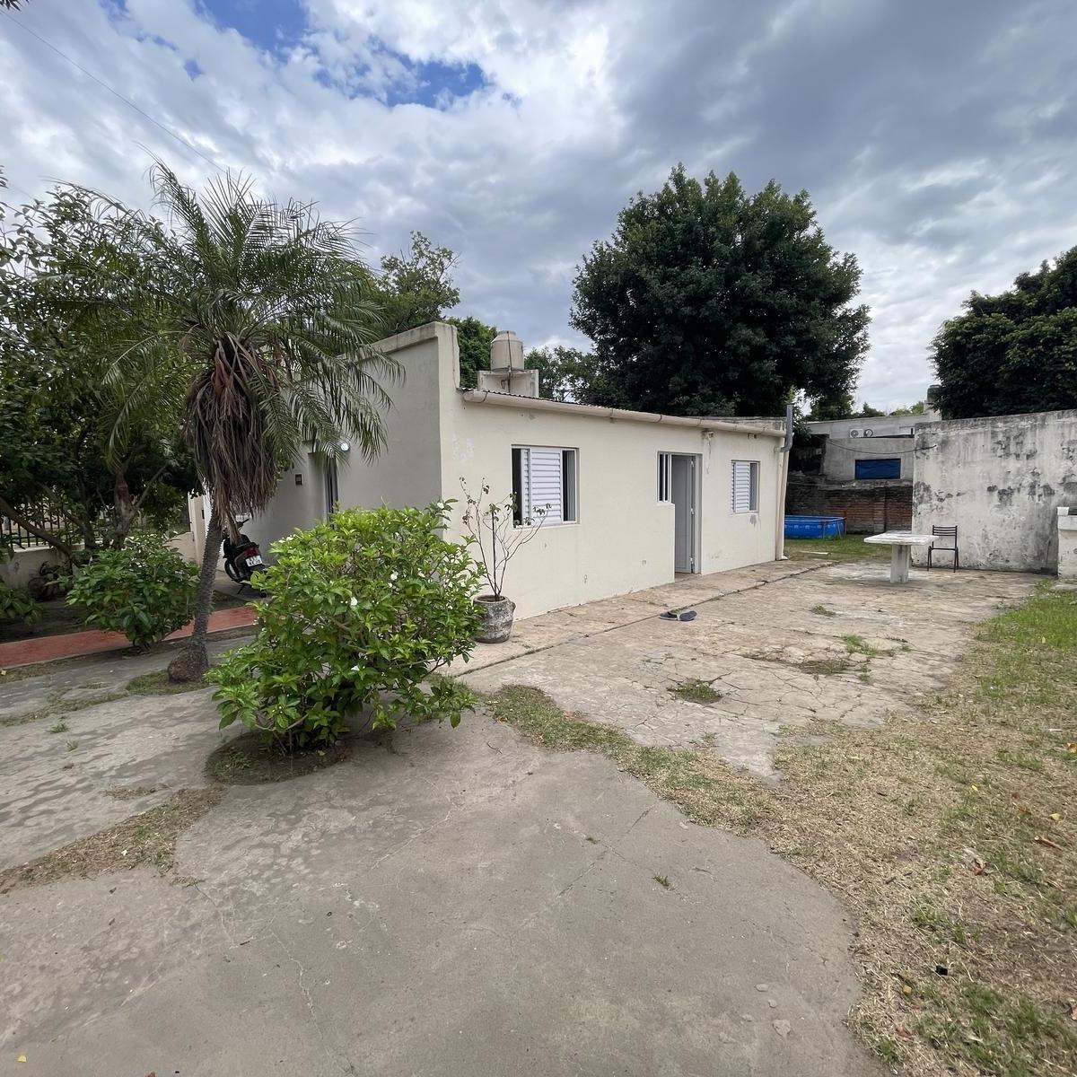 Casa en Pleno Centro de Reconquista a 3 Cuadras de La Plaza Principal 3