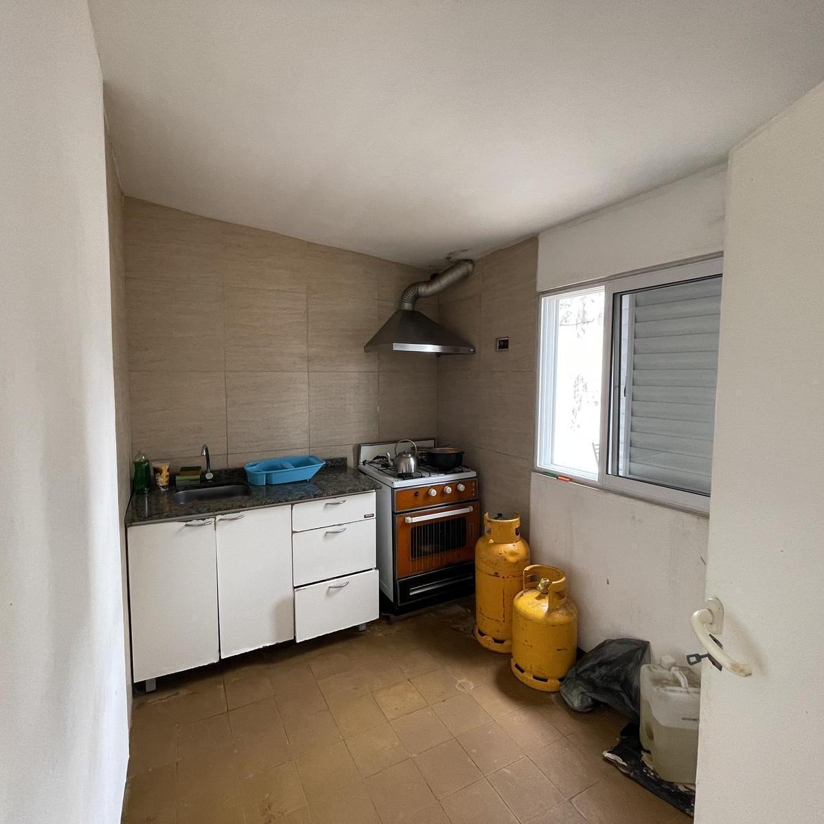 Casa en Pleno Centro de Reconquista a 3 Cuadras de La Plaza Principal 4