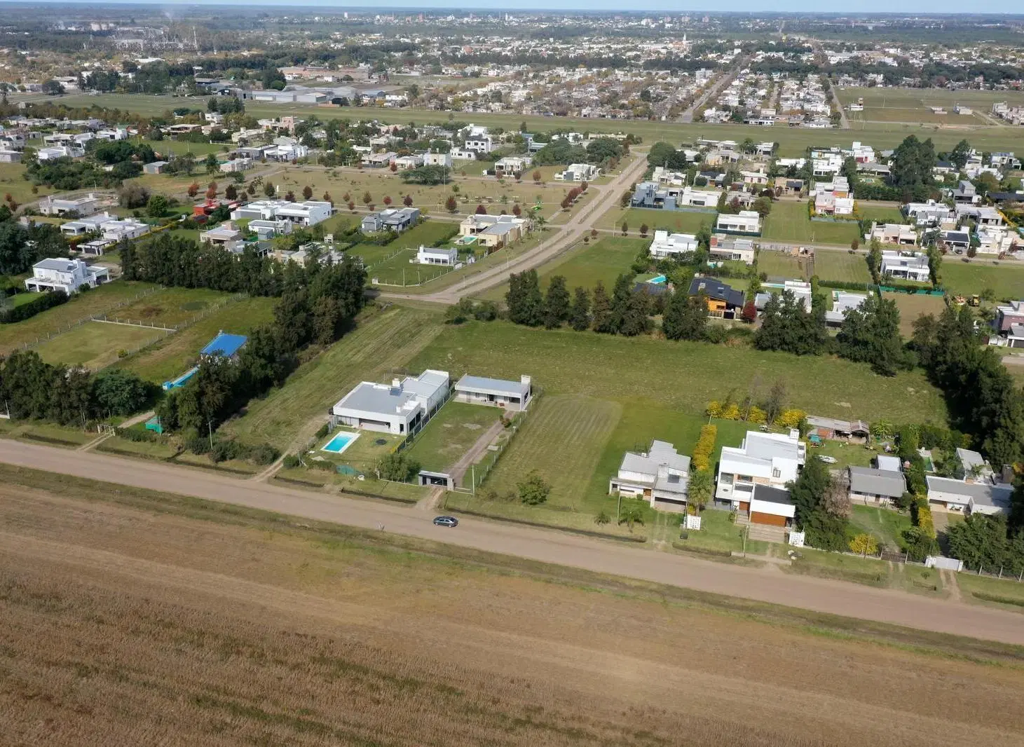 Venta Terreno en barrio Aire y Sol de la ciudad de Avellaneda 2