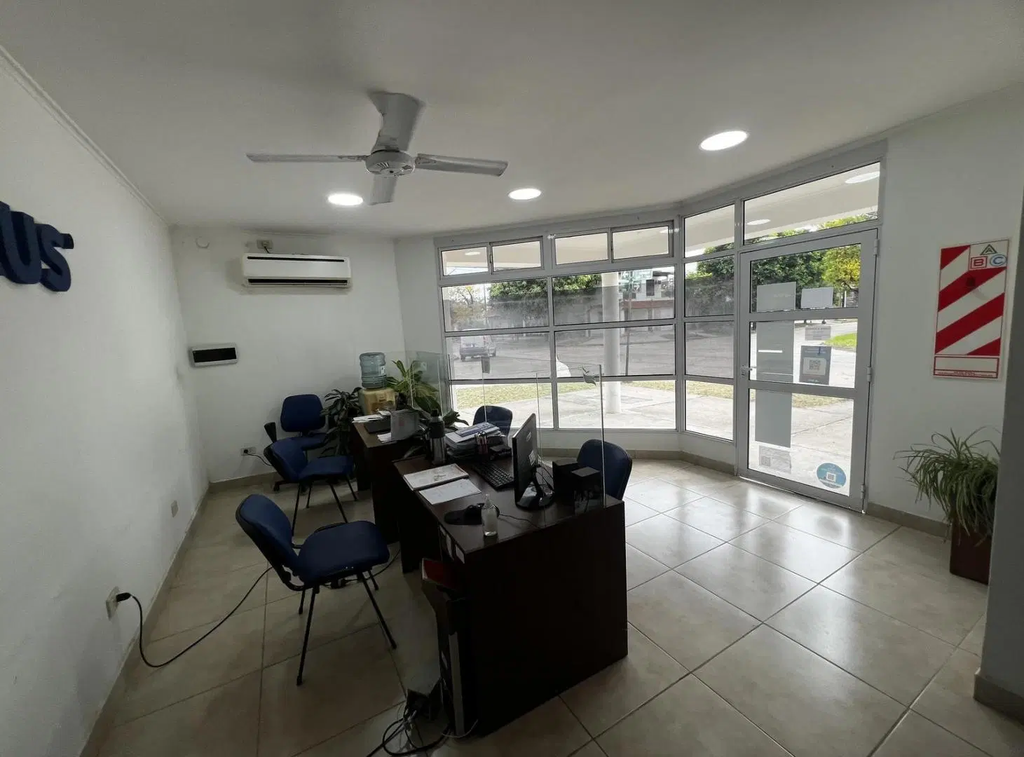 Casa y Salón comercial 2