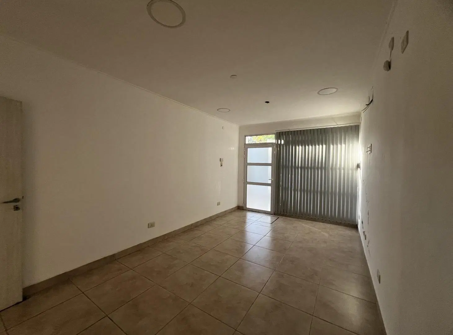 Casa y Salón comercial 5