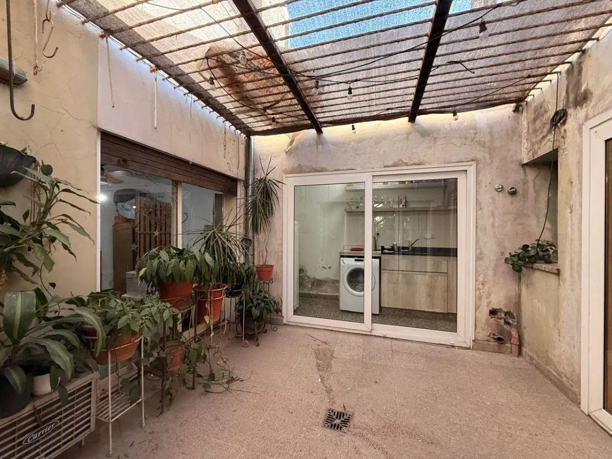 Casa en Barrio Jardín - Oportunidad familia o inversor!! 5