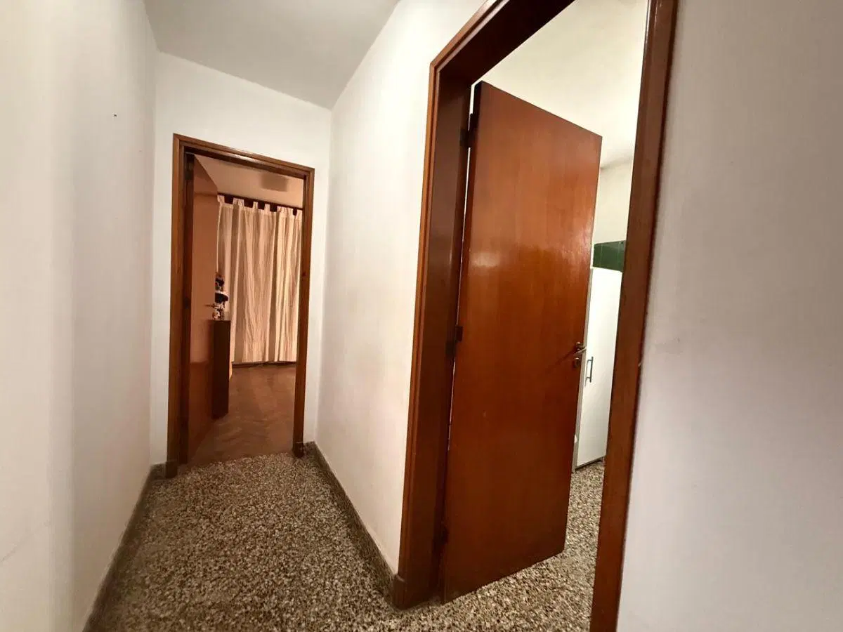 Casa en Barrio Jardín - Oportunidad familia o inversor!! 4
