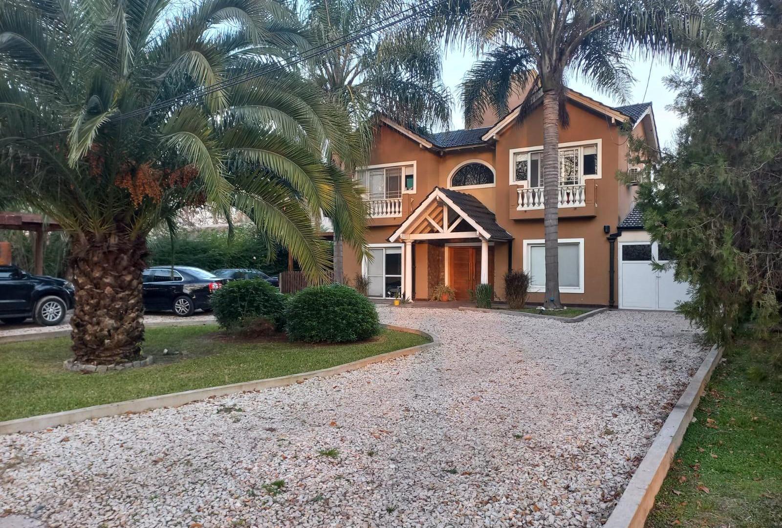 Venta de Casa 5 Ambientes en Parque las naciones, Presidente Perón