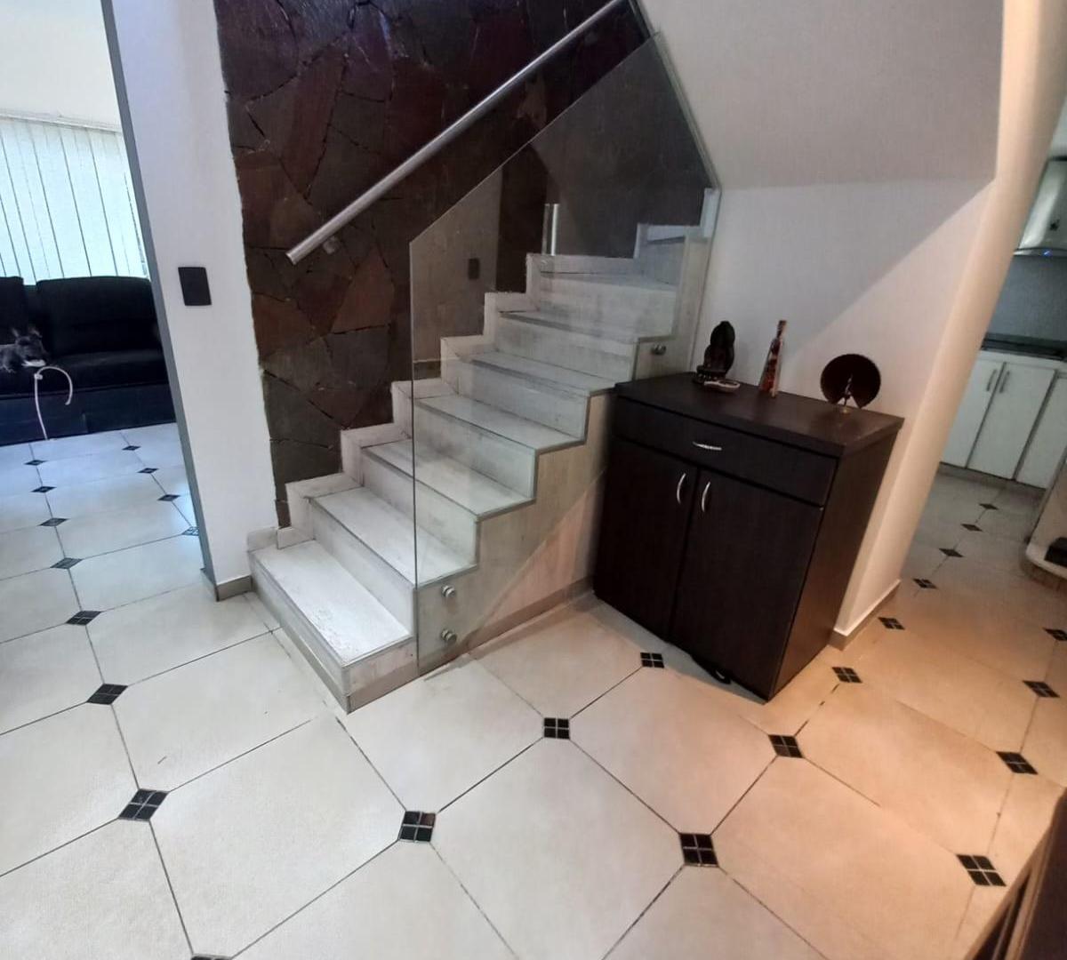Foto de Venta de Casa 5 Ambientes en Parque las naciones, Presidente Perón, imagen 1