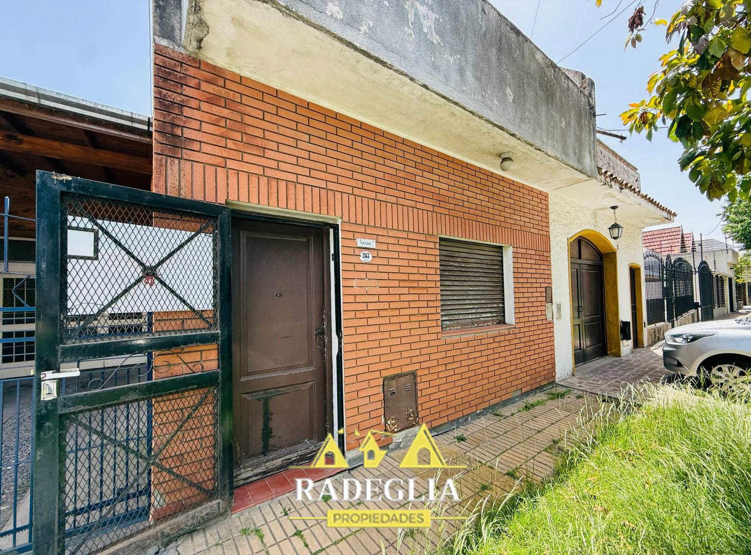 Venta de Casa 4 Ambientes en Adrogué, Almirante Brown