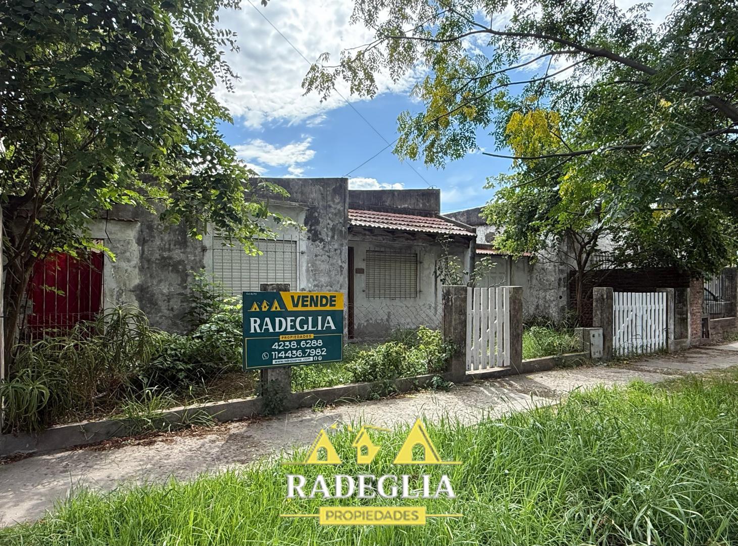 Venta de Casa 3 Ambientes en Burzaco, Almirante Brown