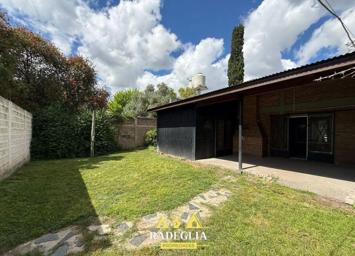Venta y/o Alquiler de Casa 4 Ambientes en Burzaco, Almirante Brown 4