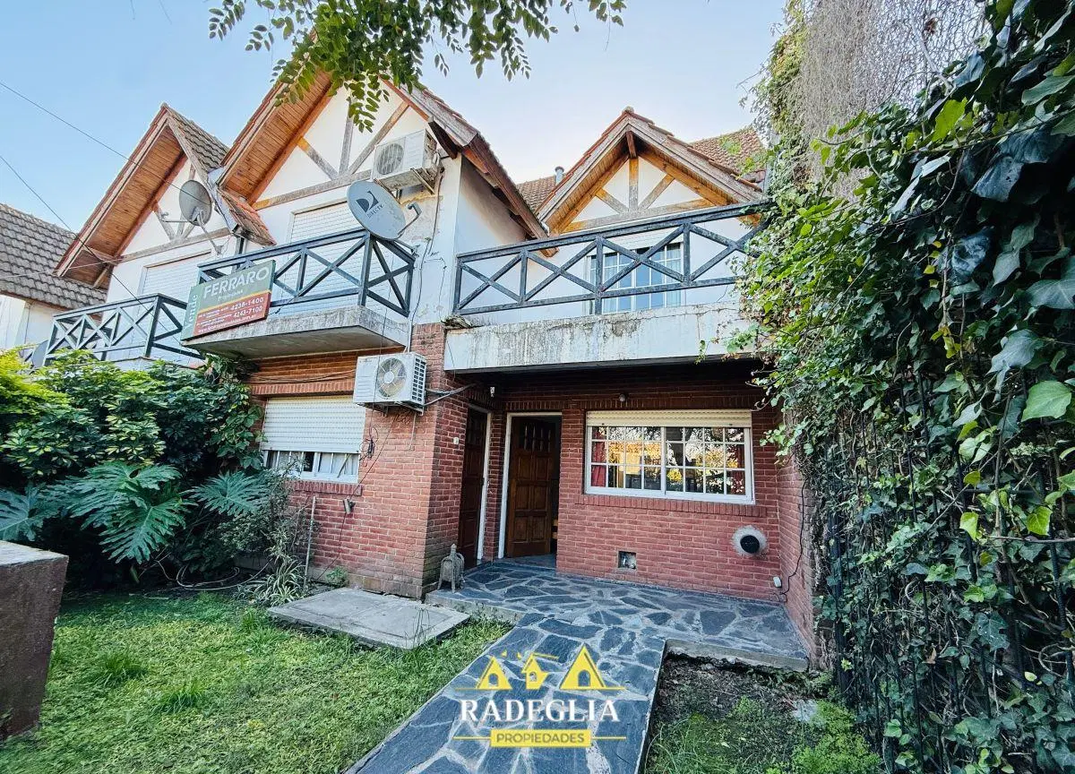 Venta de Casa 4 Ambientes en Burzaco, Almirante Brown 1
