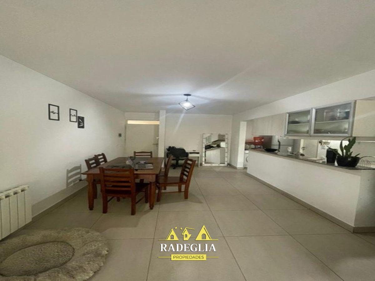 Foto de Departamento 2 ambientes en Venta en Adrogué, imagen 4
