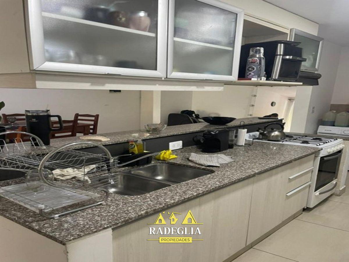 Foto de Departamento 2 ambientes en Venta en Adrogué, imagen 3