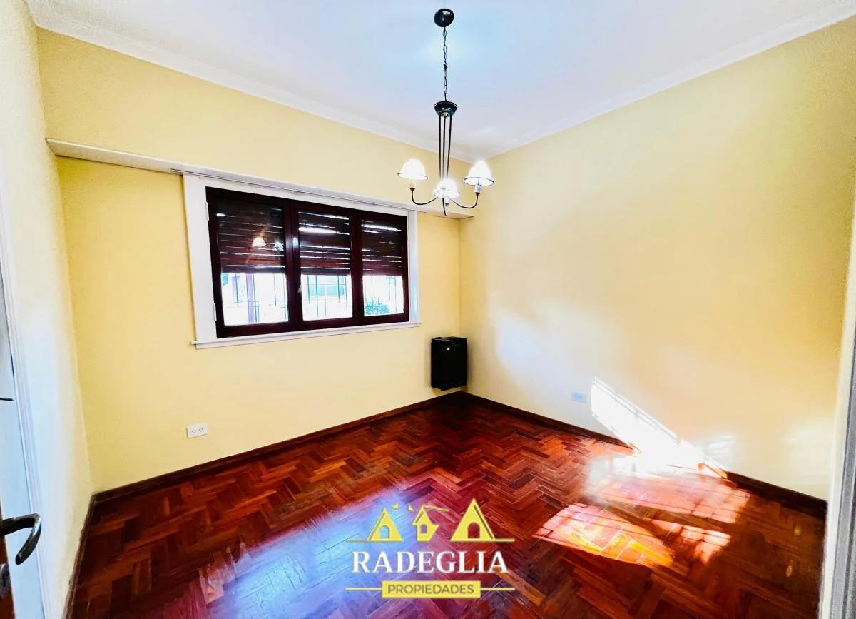 Foto de Casa 3 ambientes en venta en Burzaco, imagen 2