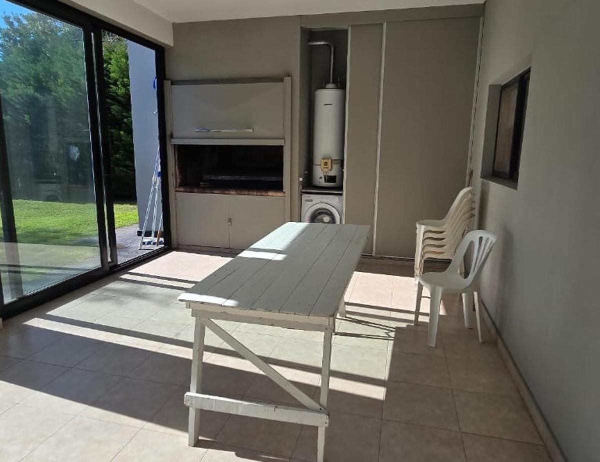 Foto de Casa en venta C.C. Las Perdices Virrey del Pino, imagen 2
