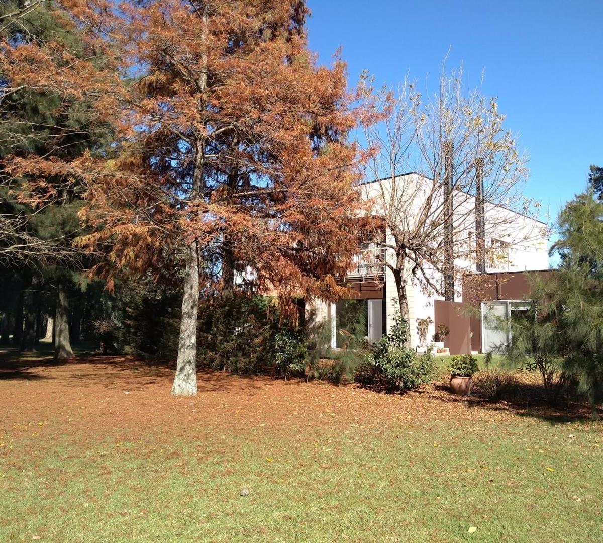 Casa en Venta B° "El Palomar" 5
