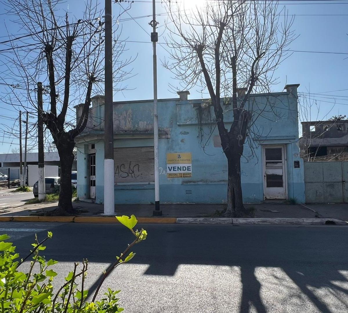 Importante Esquina a La Venta 1