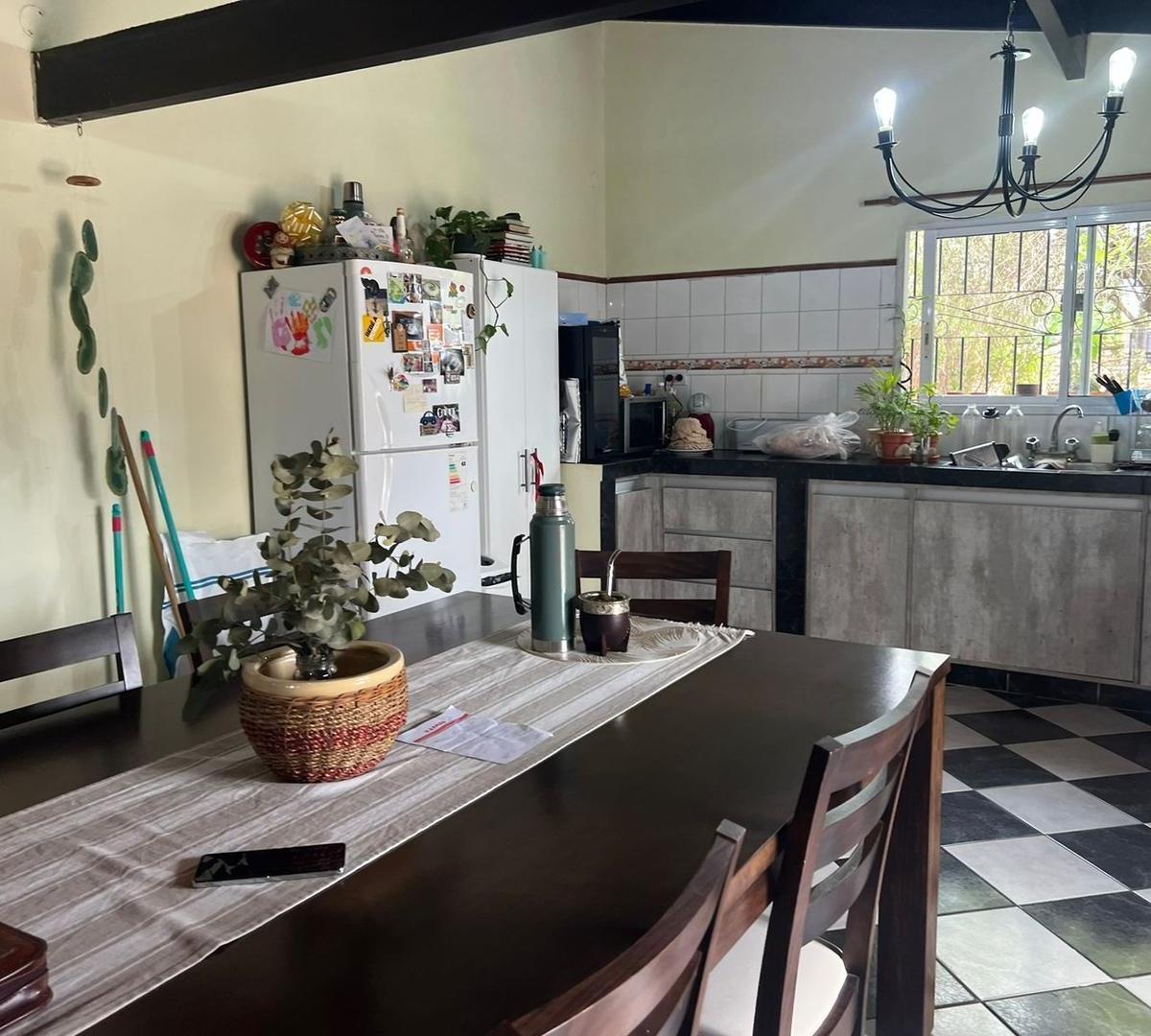 Casa Ubicada Cerca de Av del Carmen 4