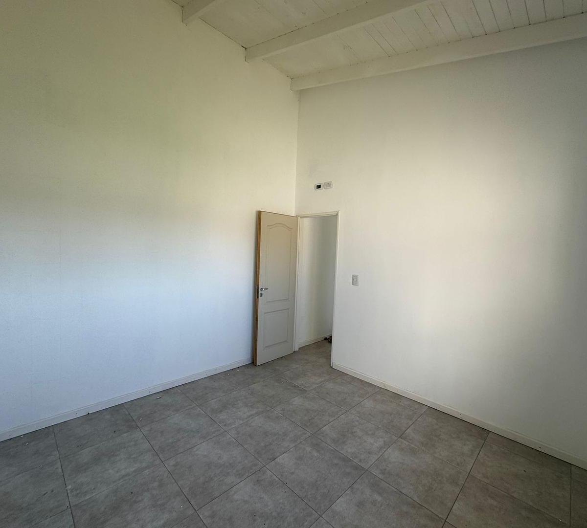 OPORTUNIDAD DE INVERSION - 2 DUPLEX EN VENTA