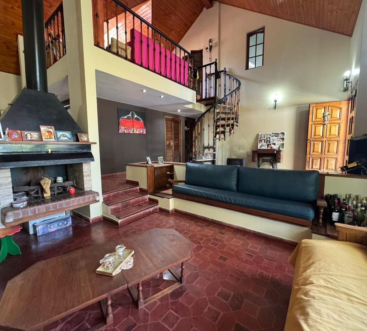 Foto de Casa en venta en Virrey del Pino, imagen 3