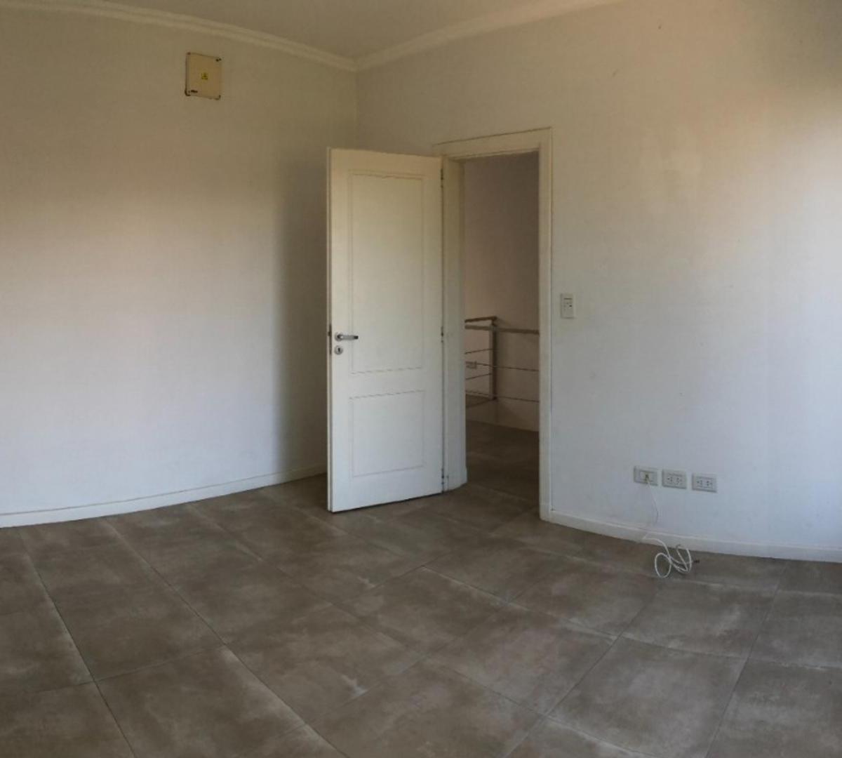 Departamento en Venta en Cañuelas - Apto Credito 1