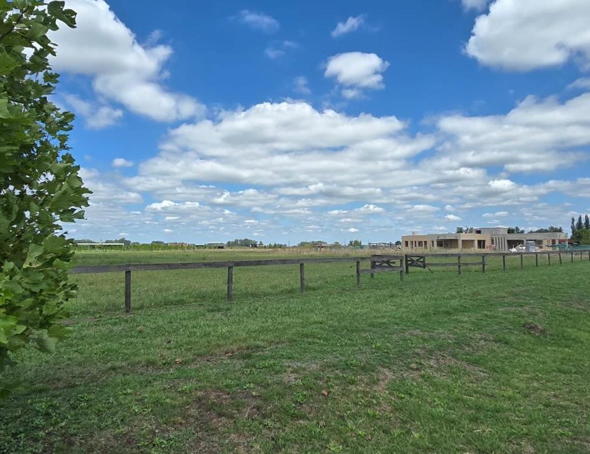 Terreno en Venta en Cañuelas en Barrio Cerrado 4