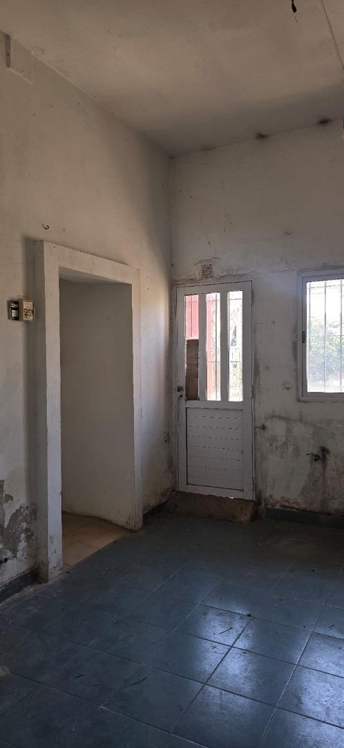 Local con Construcción a La Venta - Centro Cañuelas 3