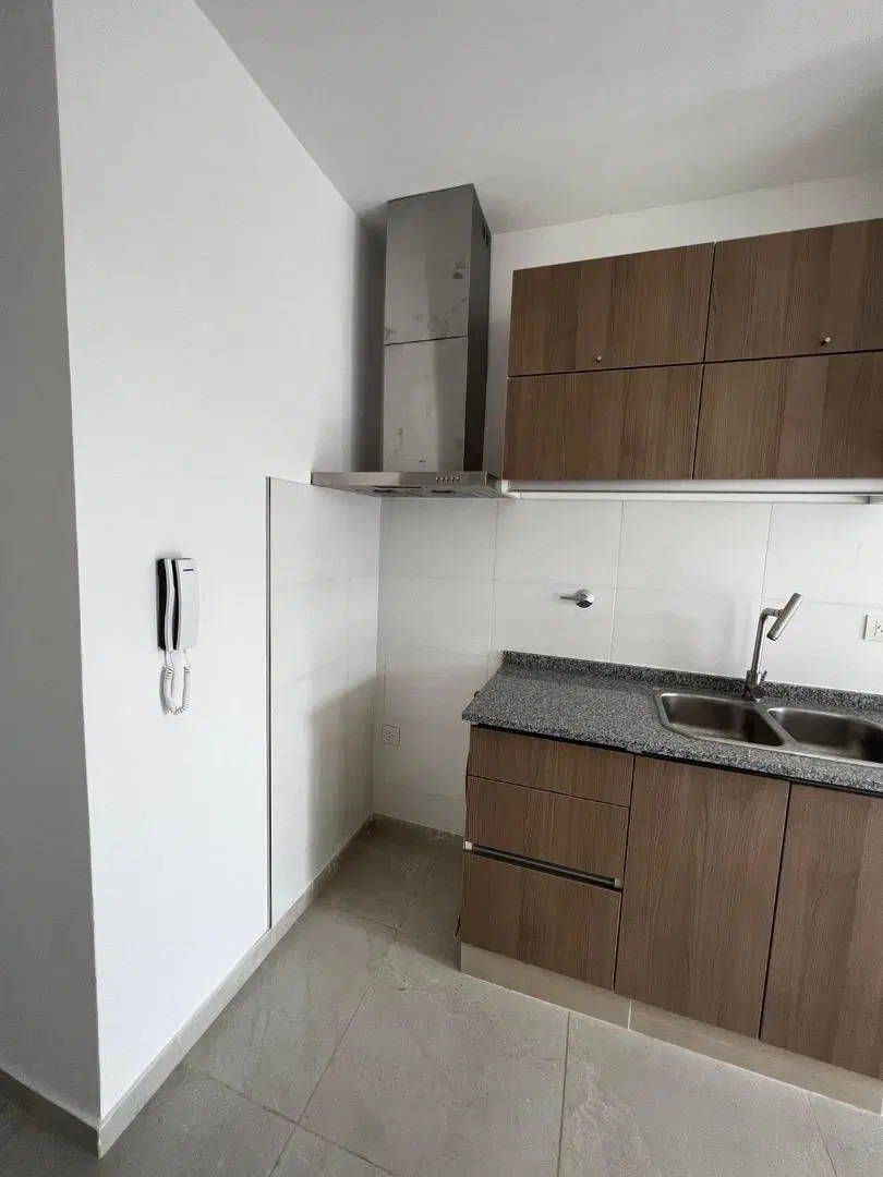 DEPARTAMENTO EN ALQUILER CENTRO CAÑUELAS 1