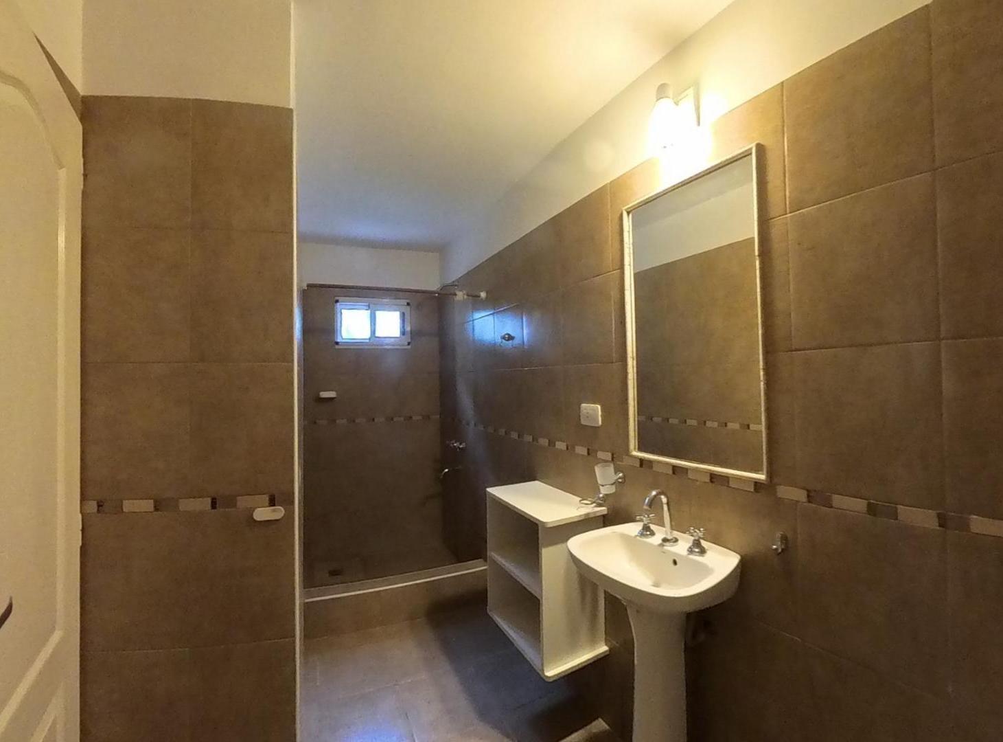 Foto de CASA TIPO PH EN ALQUILER, imagen 4