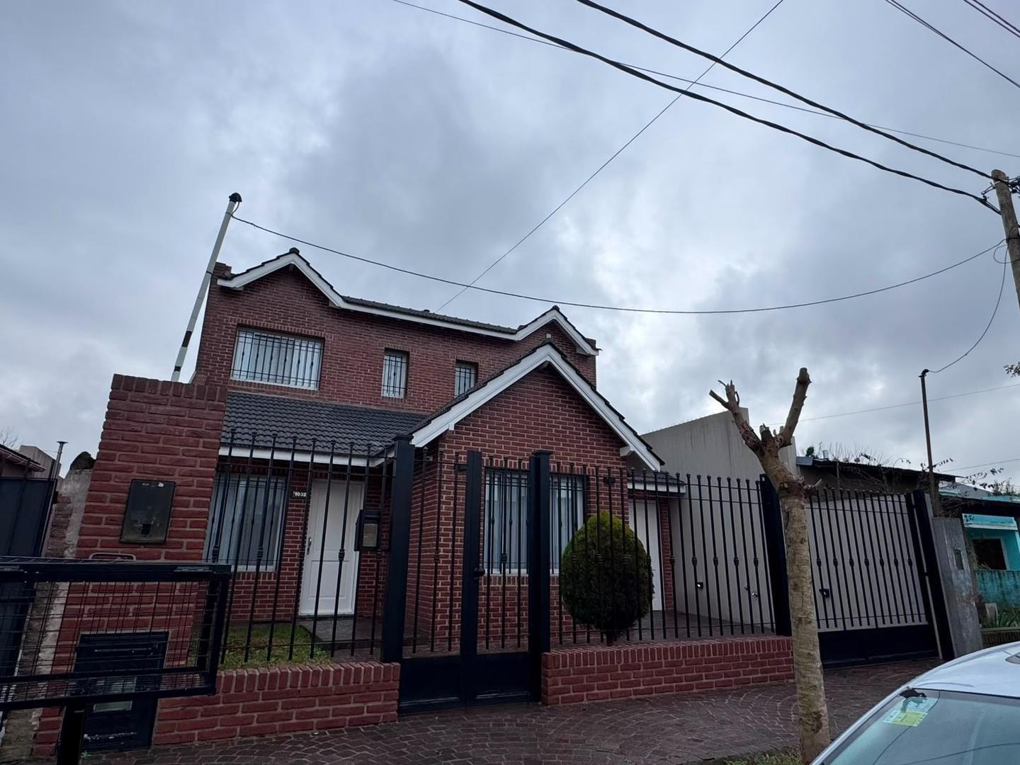 Foto de CASA CÉNTRICA EN VENTA - CAÑUELAS, imagen 5