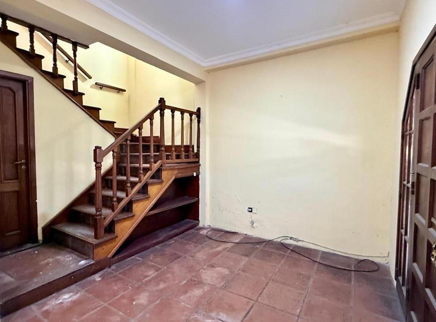 Foto de CASA CÉNTRICA EN VENTA - CAÑUELAS, imagen 2