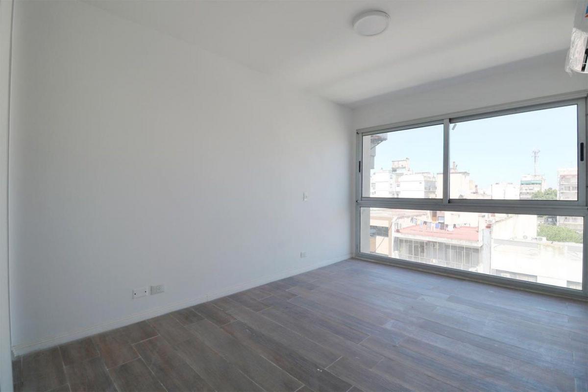 Venta 4 Amb con Dep Cochera Bau Flores a Estrenar 1