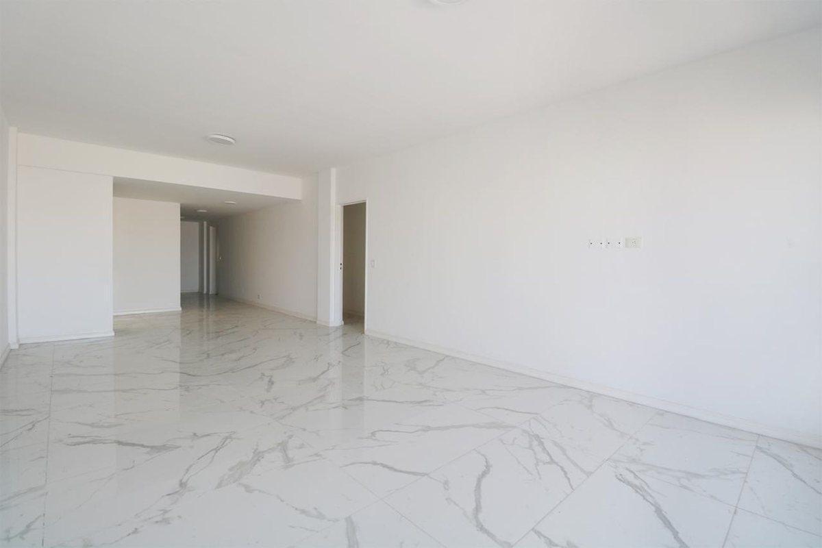 Venta 4 Amb con Dep a Estrenar Flores Cochera Baul 2