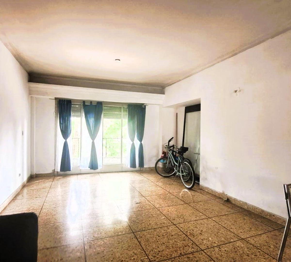 PH Al Frente 2 Piso Ideal Para 2 Familias. 2