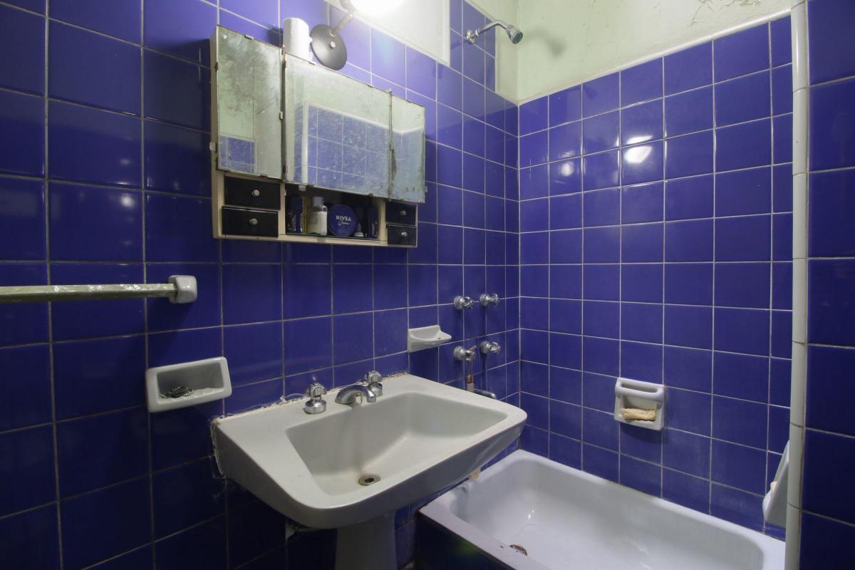 Casa en Venta en Exelente Ubicacion Lanus o 3