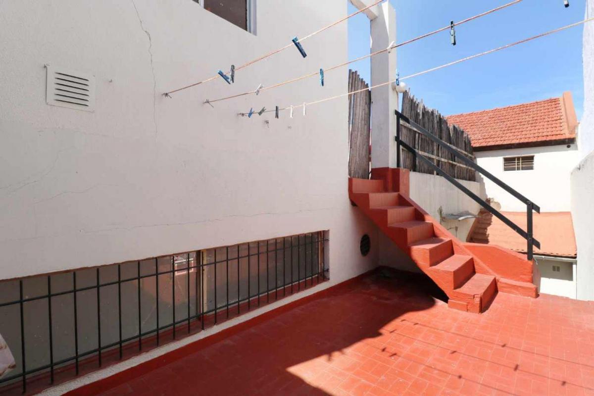 Venta Casa 250 m² Patio Terraza Coch. V. Pueyrredon 5