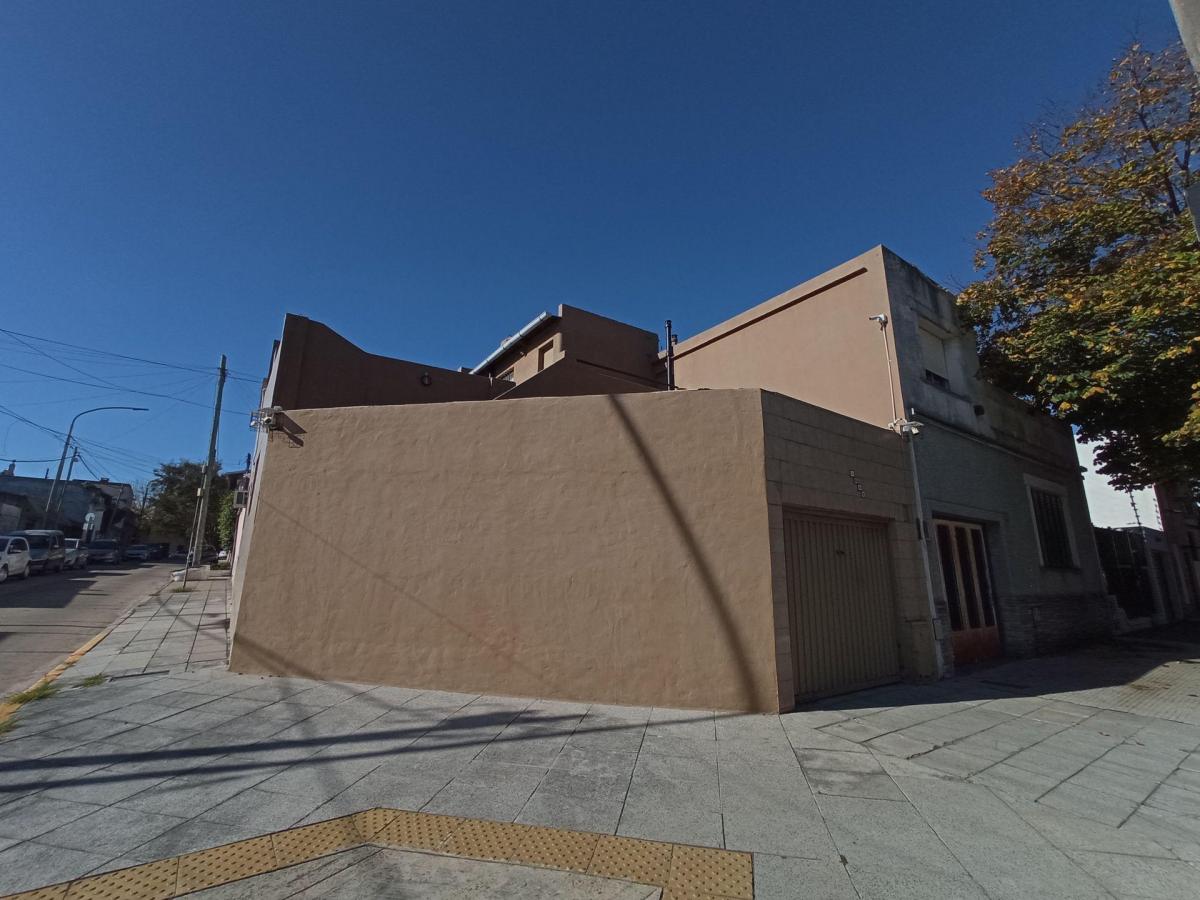 Casa Lote Propio Venta Mataderos Cochera Terrazas 3