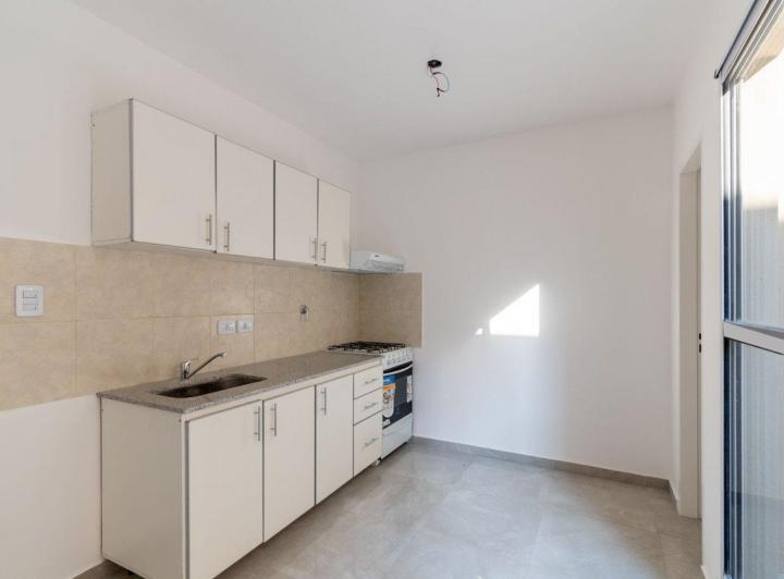 PH 4 amb a estrenar con Patio y Jardín en Floresta 2