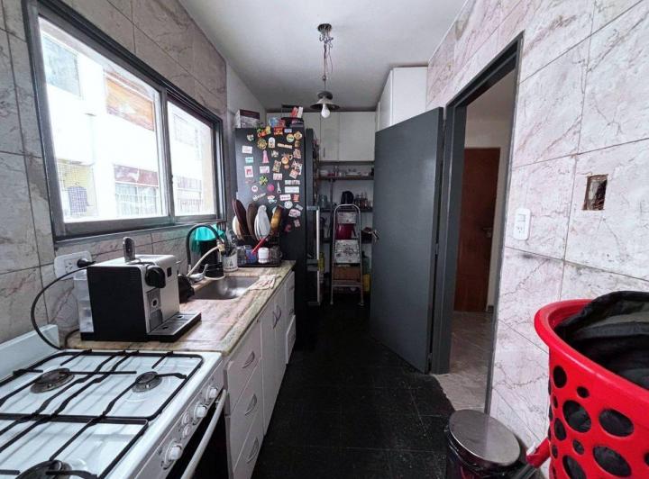 VENTA DPTO 4 AMB. CON BALCON FRENTE AL SHOPPING 3