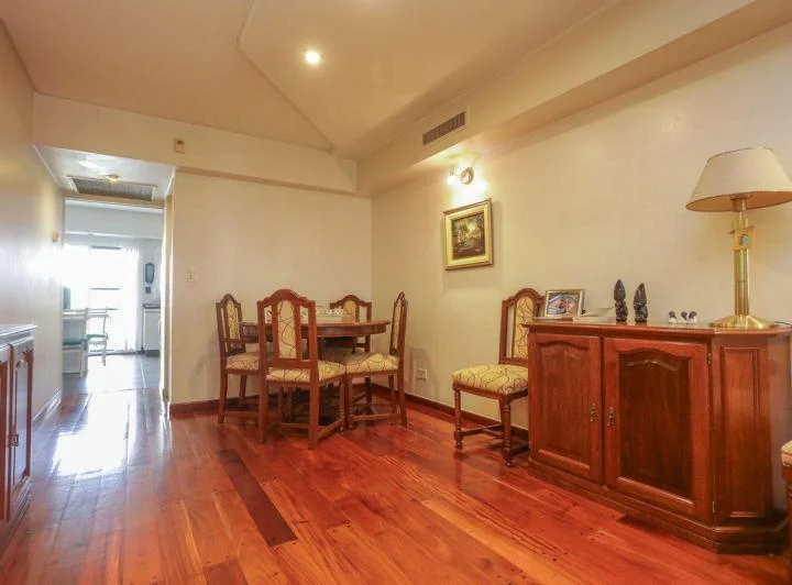 VENTA TRIPLEX EN PQUE. PATRICIOS BARRIO BERNASCONI 4