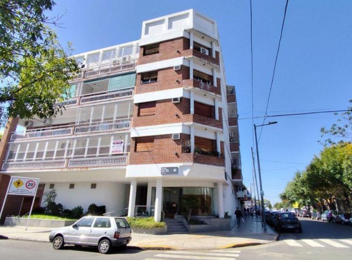 DEPARTAMENTO VENTA MATADEROS 2 AMB con RENTA 2