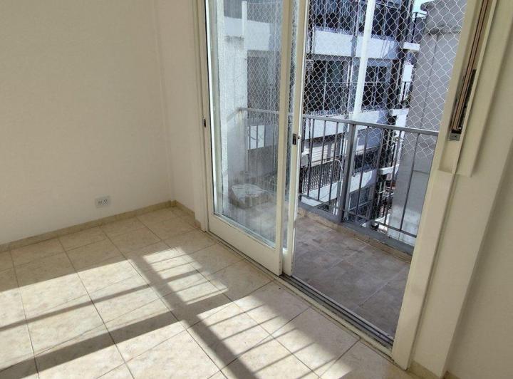 ALQUILER RESIDENCIAL RECOLETA BALCON muy LUMINOSO 1
