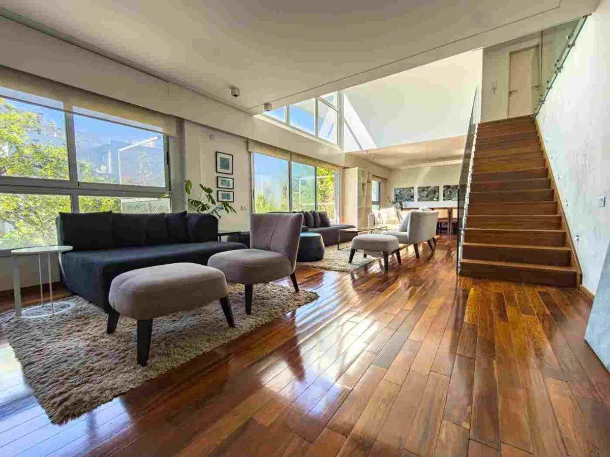VENTA TRIPLEX  TERRAZA Y QUINCHO PROPIO COLEGIALES 5