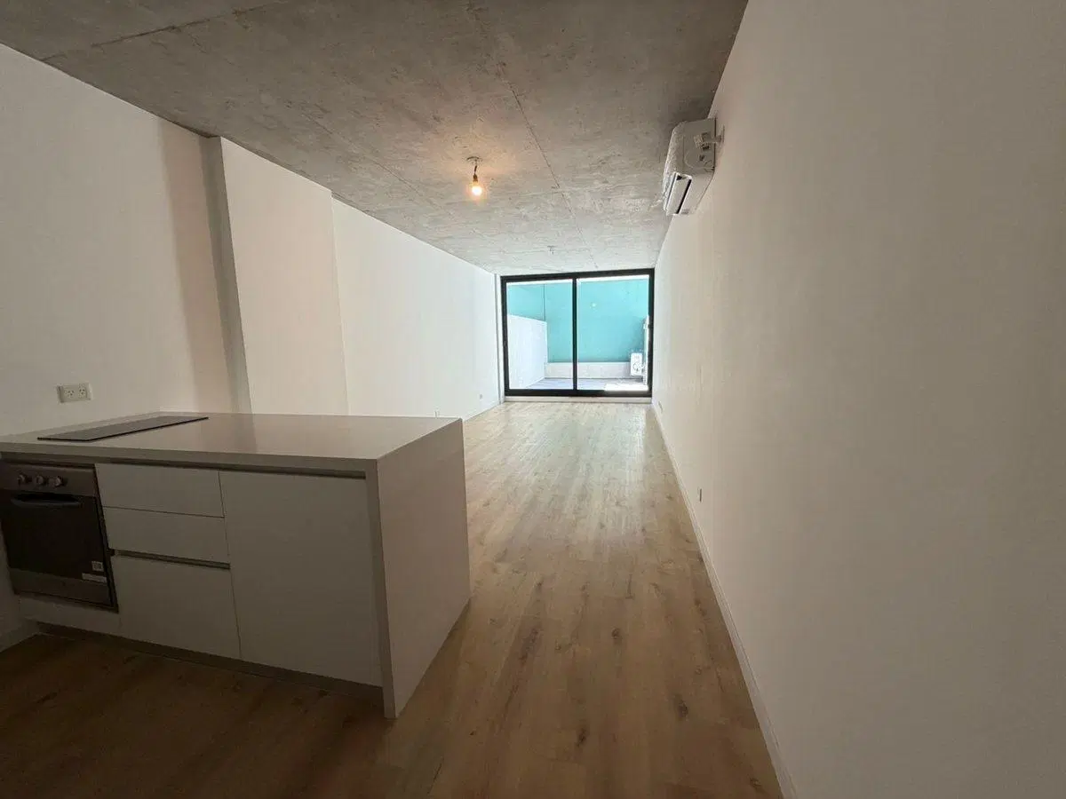 VENTA MONOAMBIENTE A ESTRENAR EN COGHLAN 5